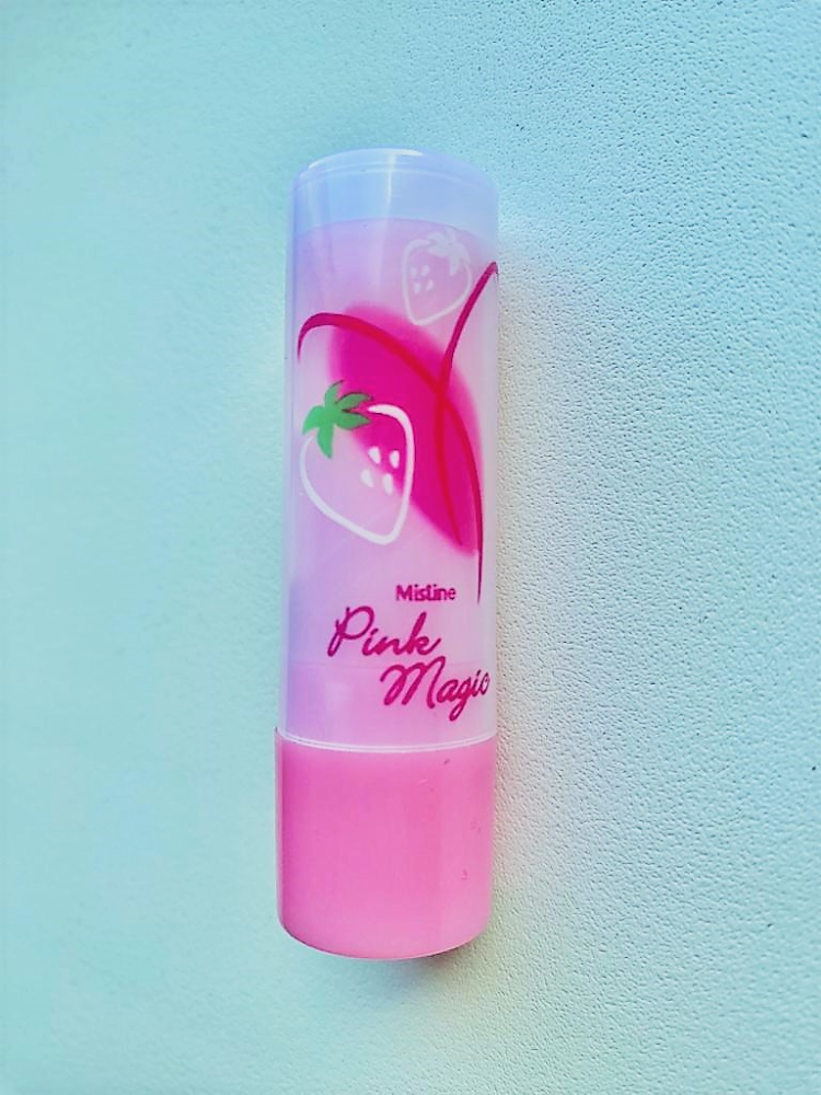 [MISTINE] Бальзам для губ ПРОЯВЛЯЮЩИЙСЯ с ароматом клубники Pink Magic Lip, 3.7 г